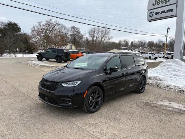 new 2026 Chrysler Pacifica car, priced at $50,417