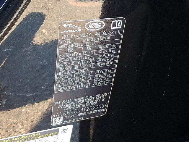 new 2026 Land Rover Discovery car, priced at $77,261