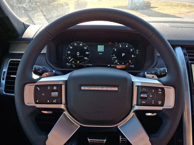 new 2026 Land Rover Discovery car, priced at $77,261
