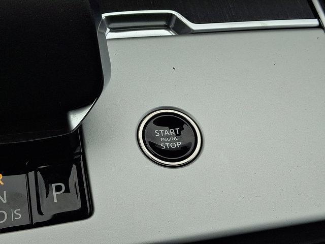 new 2025 Land Rover Range Rover car, priced at $132,370