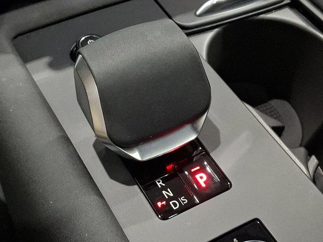 used 2025 Land Rover Discovery car, priced at $60,995