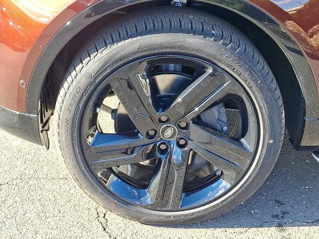 new 2026 Land Rover Discovery car, priced at $82,431