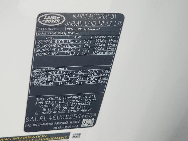 new 2025 Land Rover Discovery car, priced at $75,218