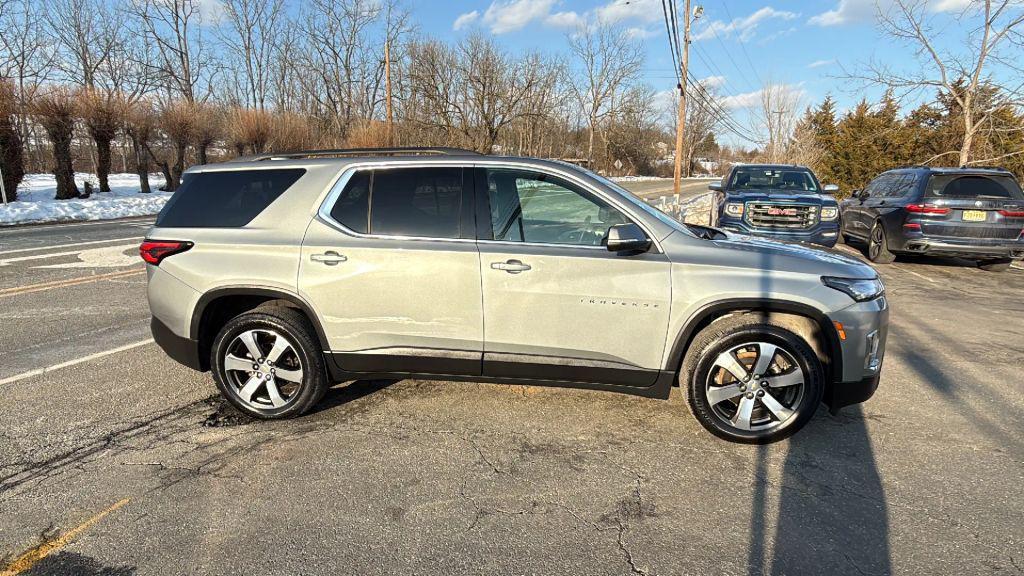 used 2023 Chevrolet Traverse car, priced at $26,990