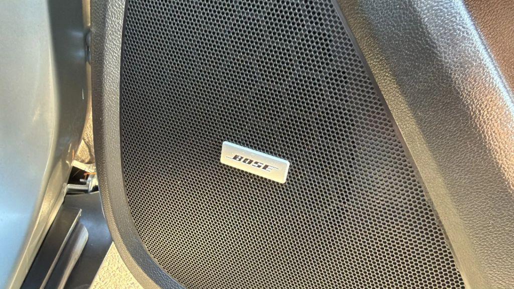 used 2023 Chevrolet Traverse car, priced at $26,990