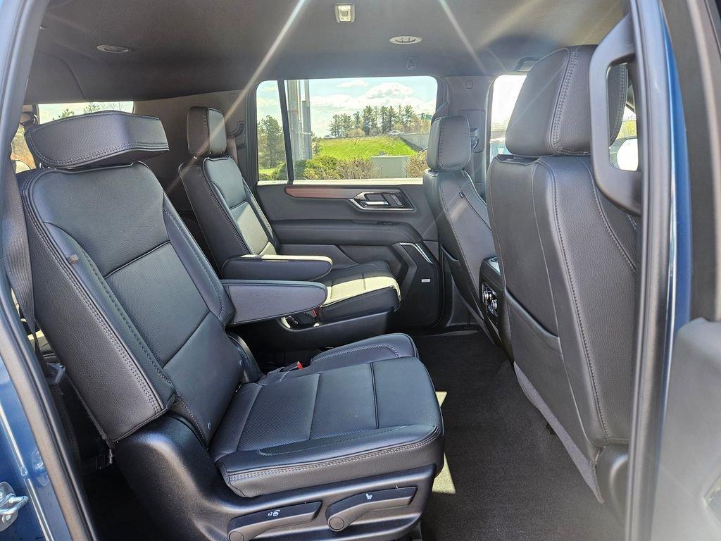 used 2025 GMC Yukon XL car, priced at $70,908