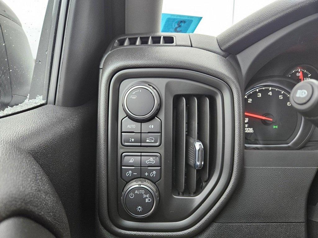 used 2024 Chevrolet Silverado 1500 car, priced at $30,991