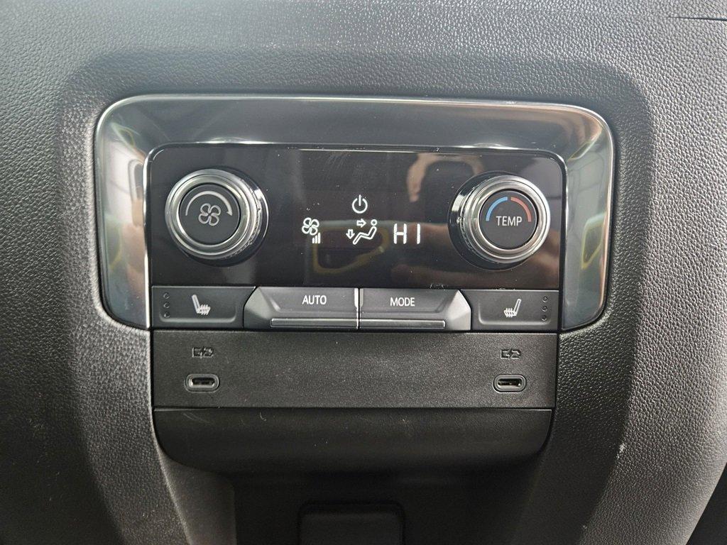 used 2025 GMC Yukon car, priced at $67,376