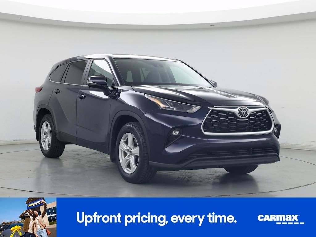 used 2023 Toyota Highlander car, priced at $30,998