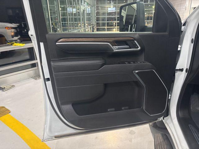 used 2025 Chevrolet Silverado 2500 car, priced at $53,495