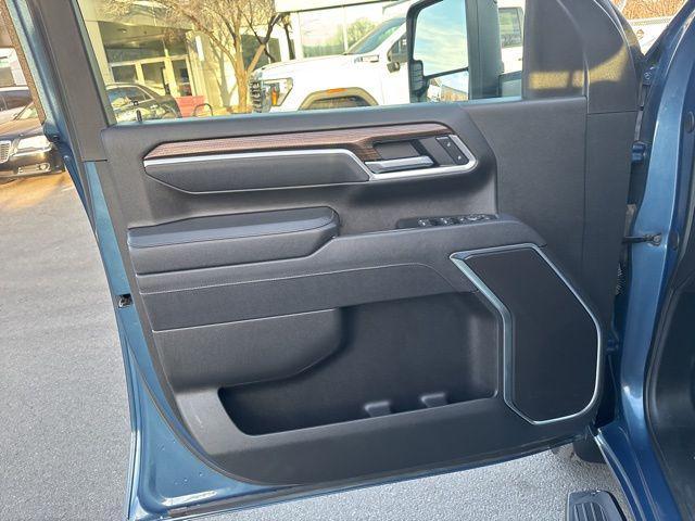 used 2025 Chevrolet Silverado 2500 car, priced at $51,995