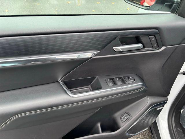 used 2025 GMC Acadia car, priced at $32,495