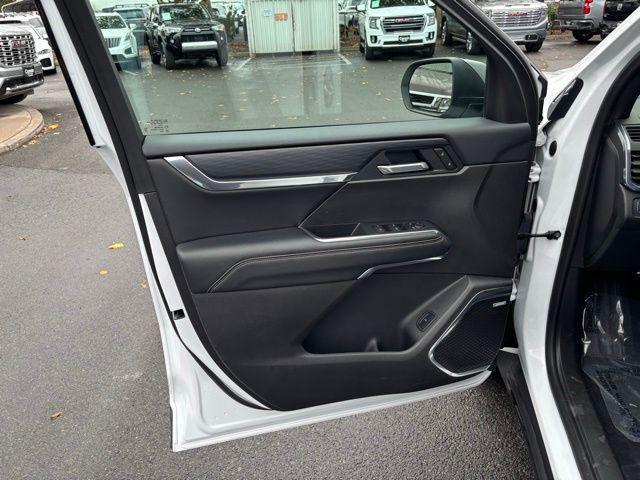 used 2025 GMC Acadia car, priced at $32,495