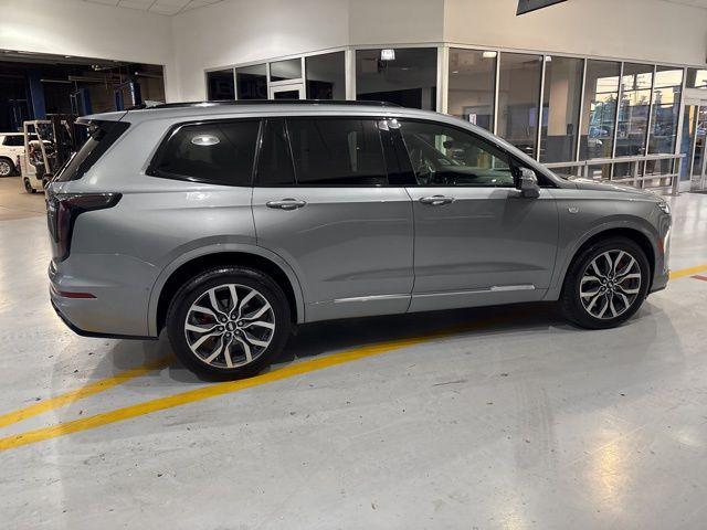 used 2024 Cadillac XT6 car, priced at $45,995