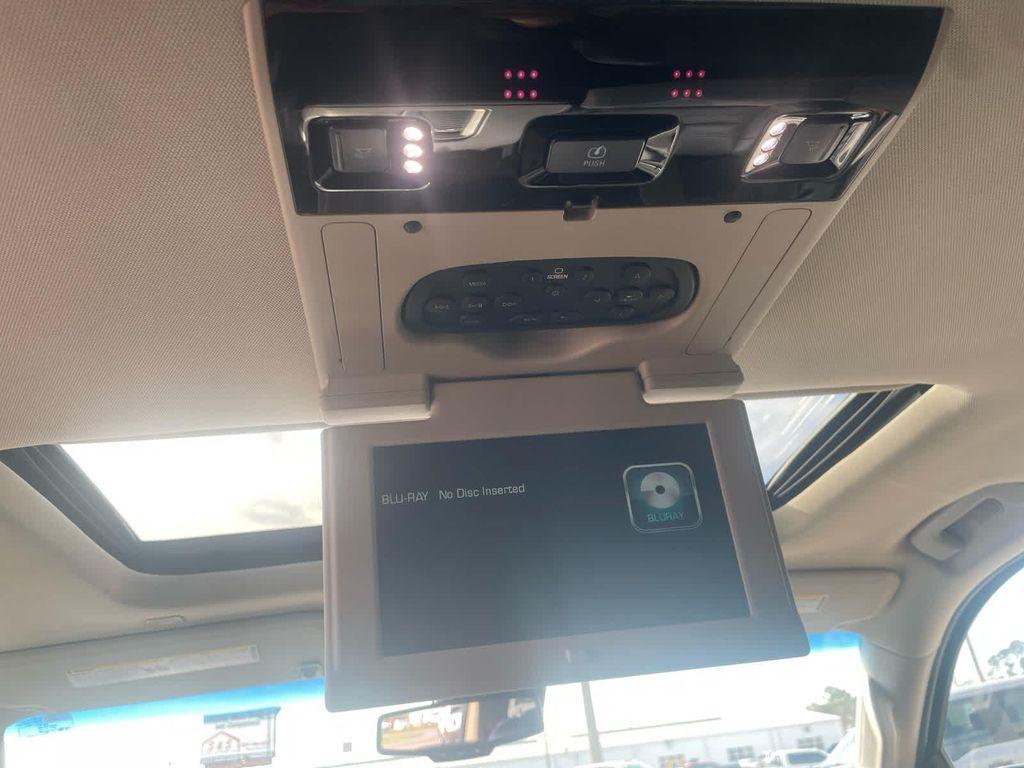 used 2019 GMC Yukon car, priced at $32,460