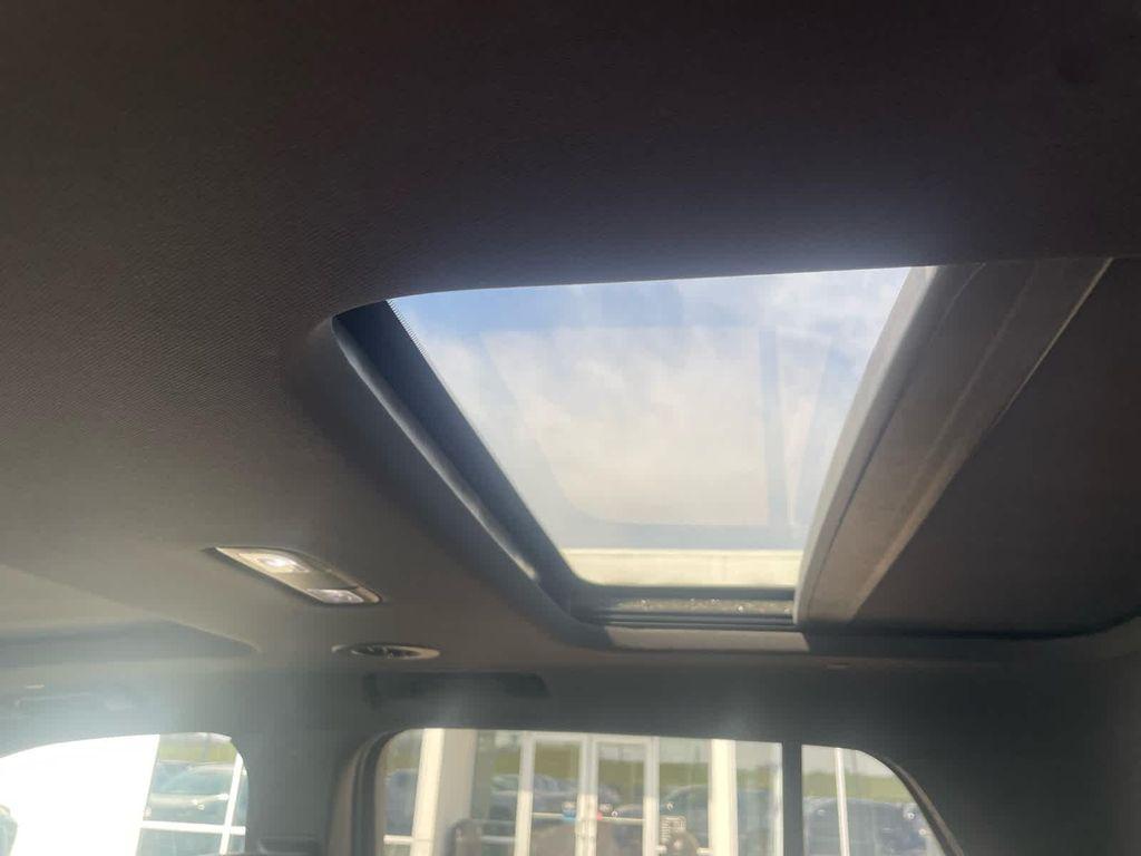 used 2022 Chevrolet Traverse car, priced at $23,525