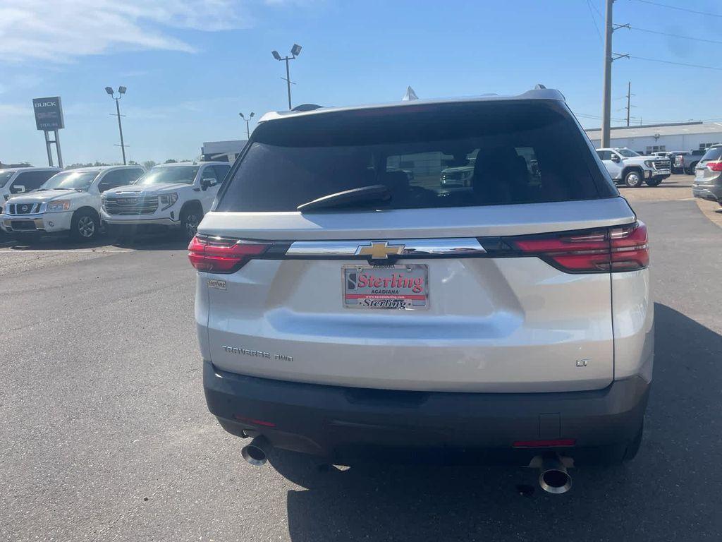 used 2022 Chevrolet Traverse car, priced at $23,525