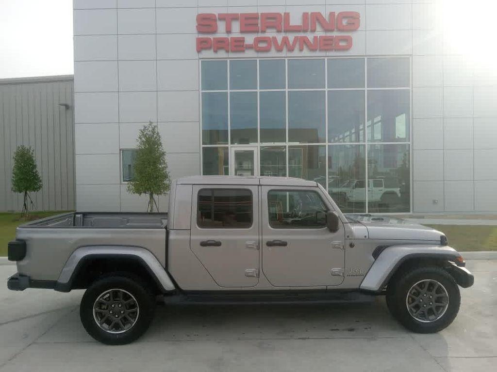 used 2021 Jeep Gladiator car, priced at $34,678