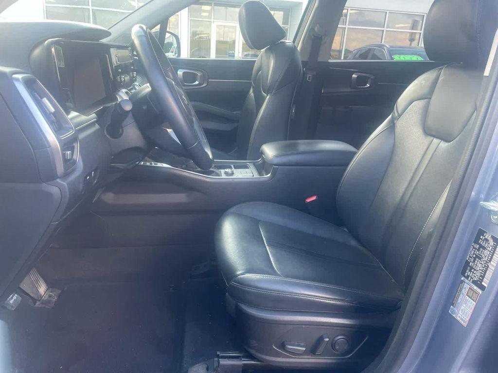 used 2021 Kia Sorento car, priced at $17,998