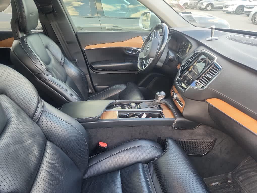 used 2020 Volvo XC90 car, priced at $23,718