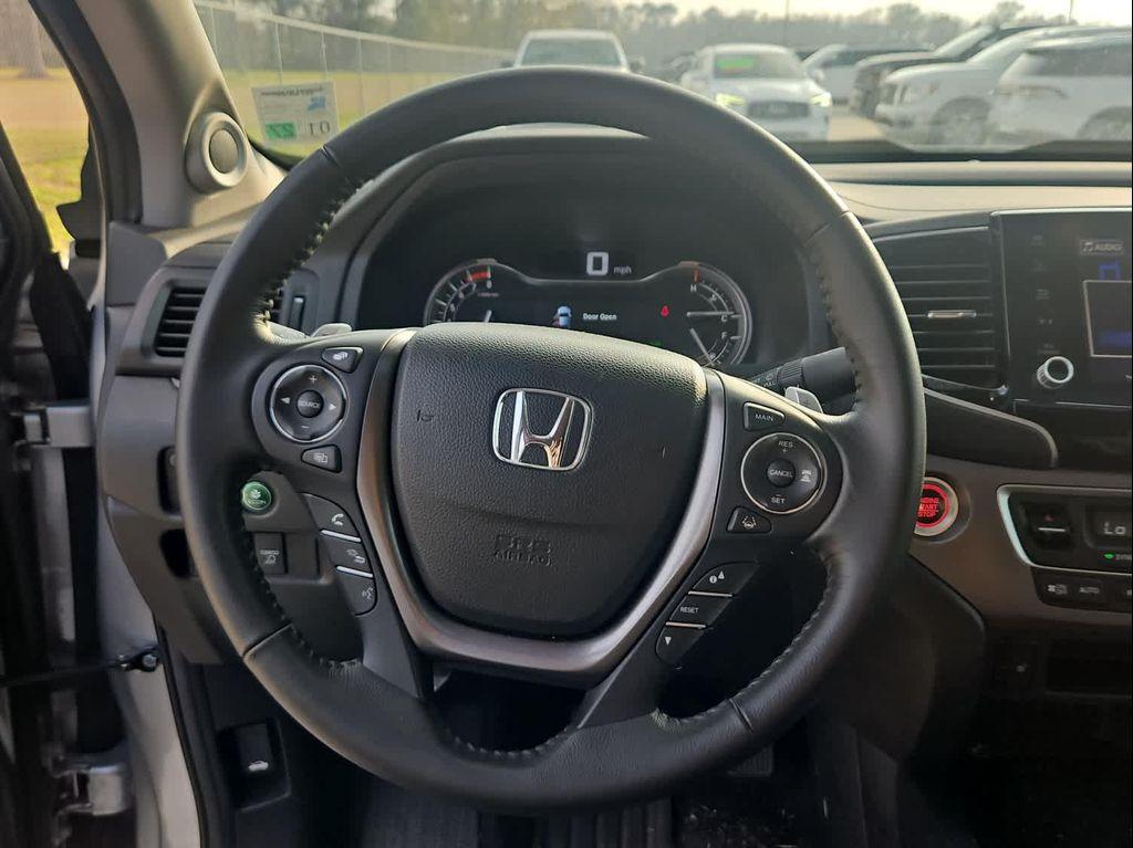 used 2023 Honda Ridgeline car, priced at $33,298
