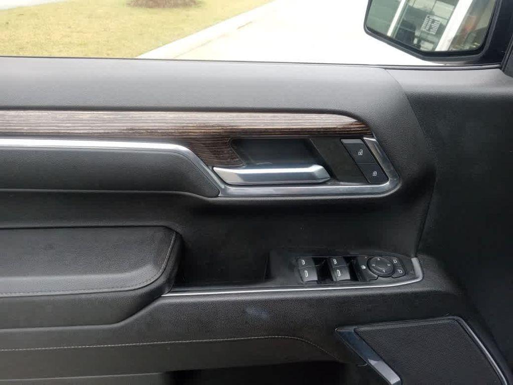 used 2023 GMC Sierra 1500 car, priced at $44,985