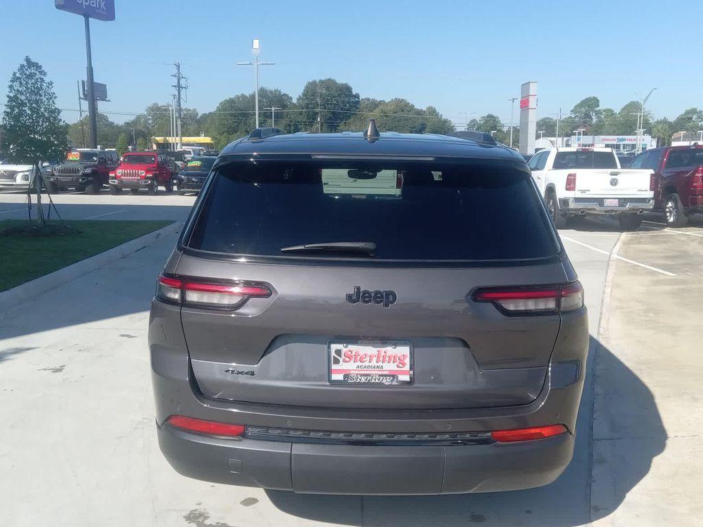 used 2023 Jeep Grand Cherokee L car, priced at $25,495