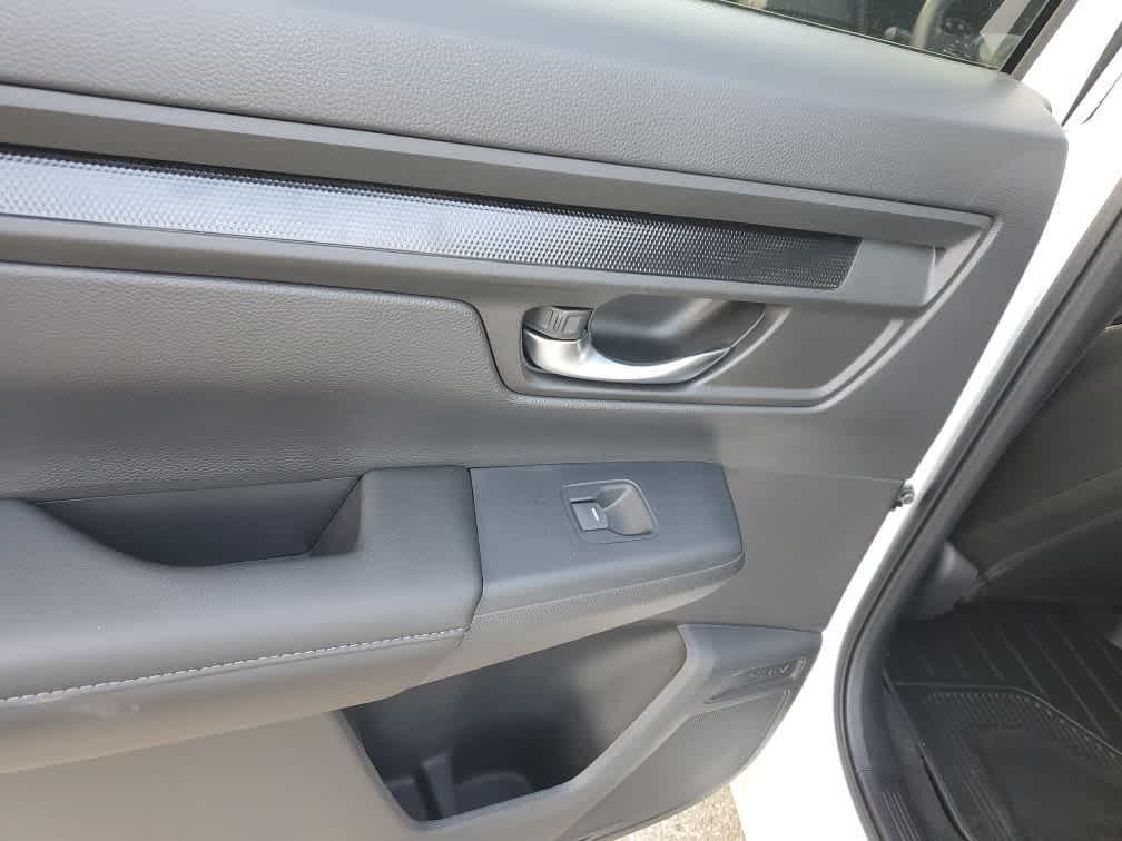 used 2025 Honda CR-V car, priced at $32,148