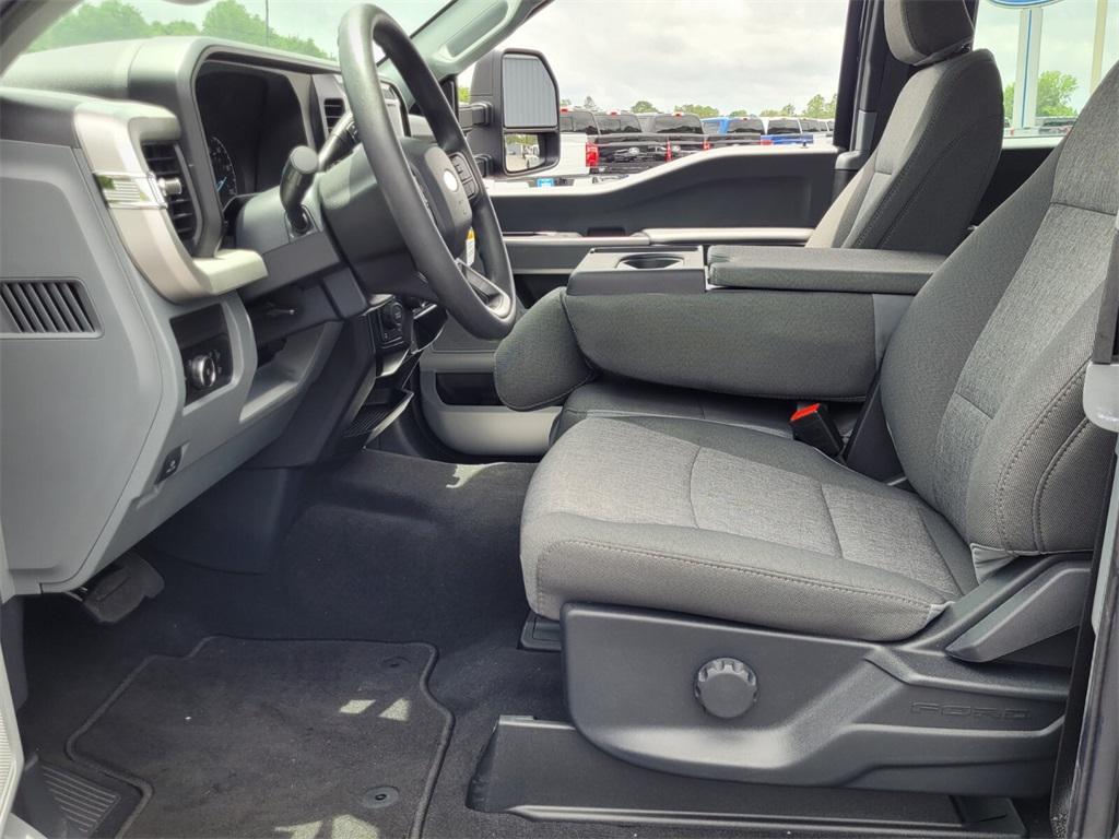 new 2025 Ford F-350 car, priced at $58,836