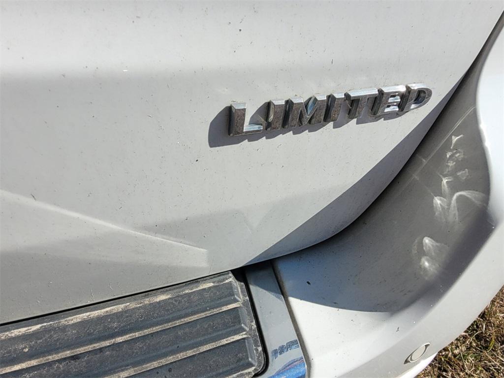 used 2022 Jeep Grand Cherokee car, priced at $27,399