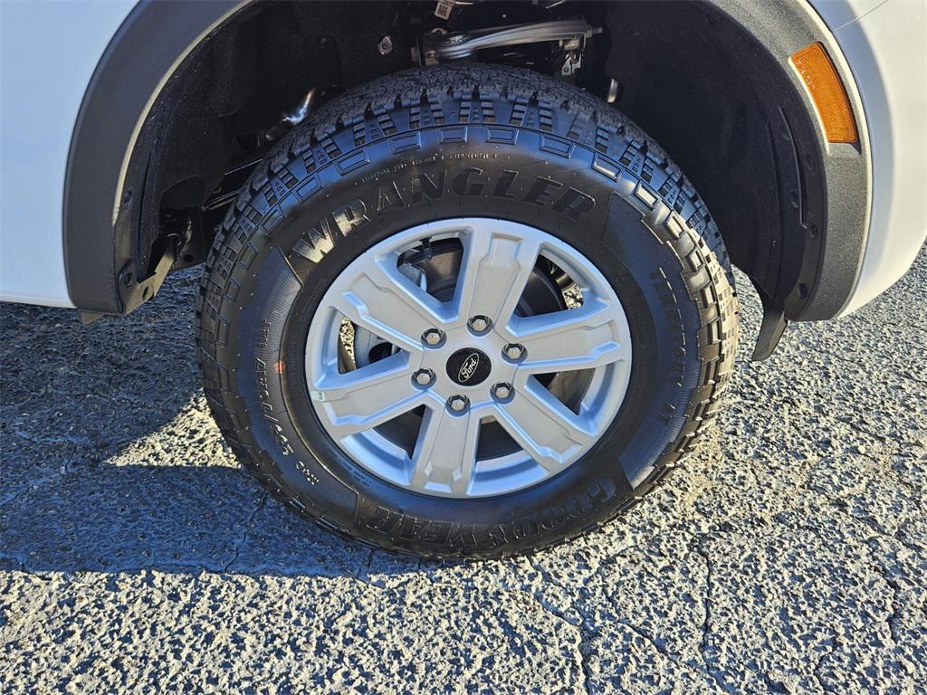 new 2025 Ford Ranger car, priced at $34,499