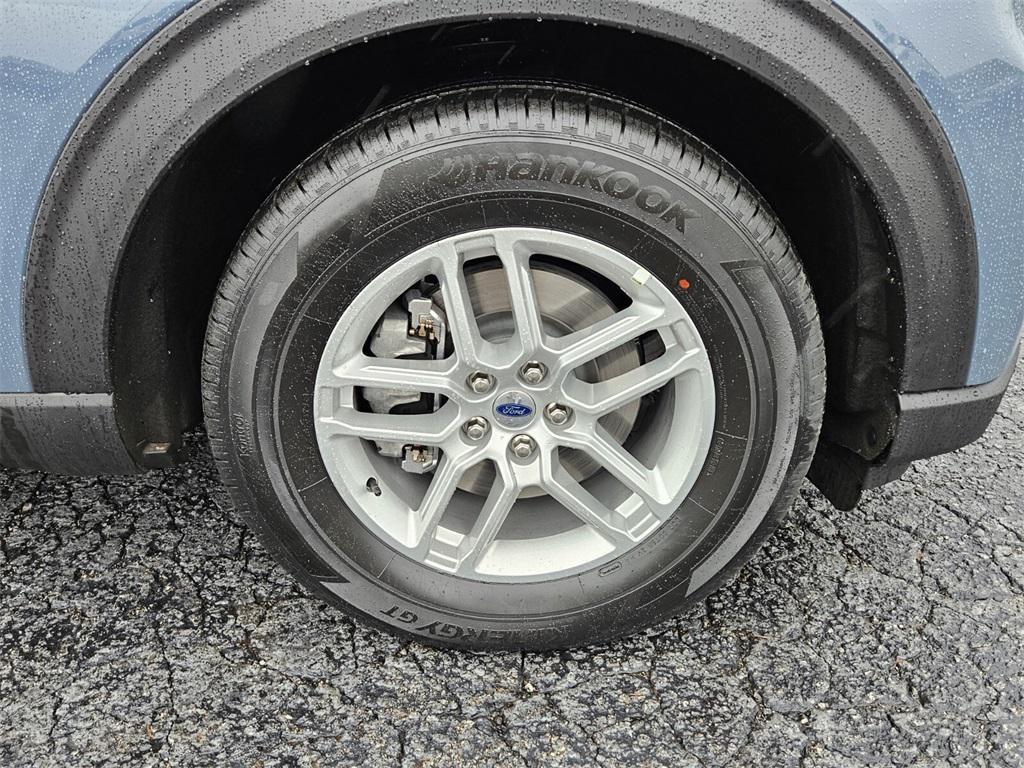 new 2026 Ford Explorer car, priced at $45,254