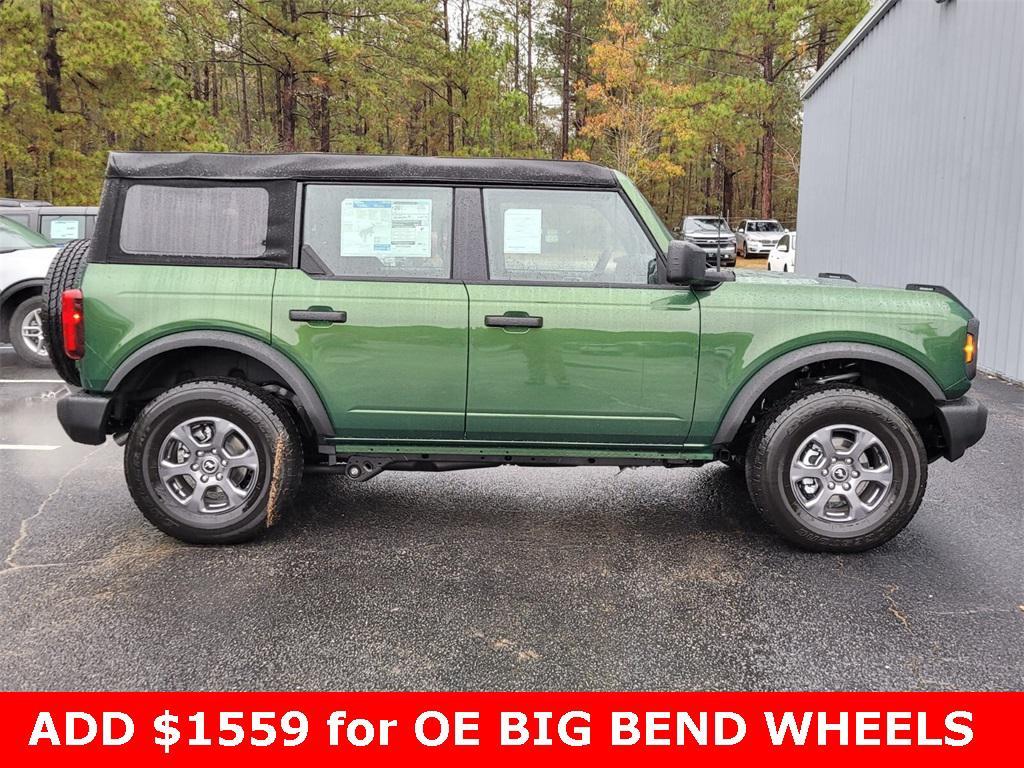 new 2025 Ford Bronco car, priced at $42,695