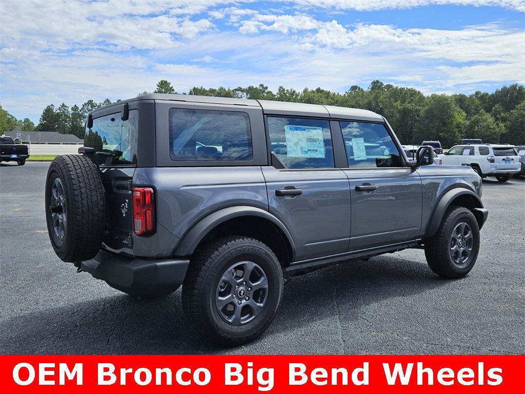 new 2025 Ford Bronco car, priced at $43,861