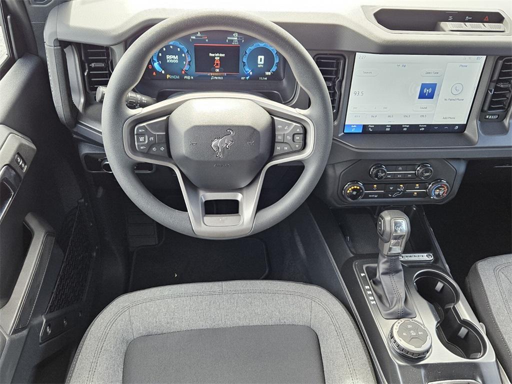 new 2025 Ford Bronco car, priced at $43,861