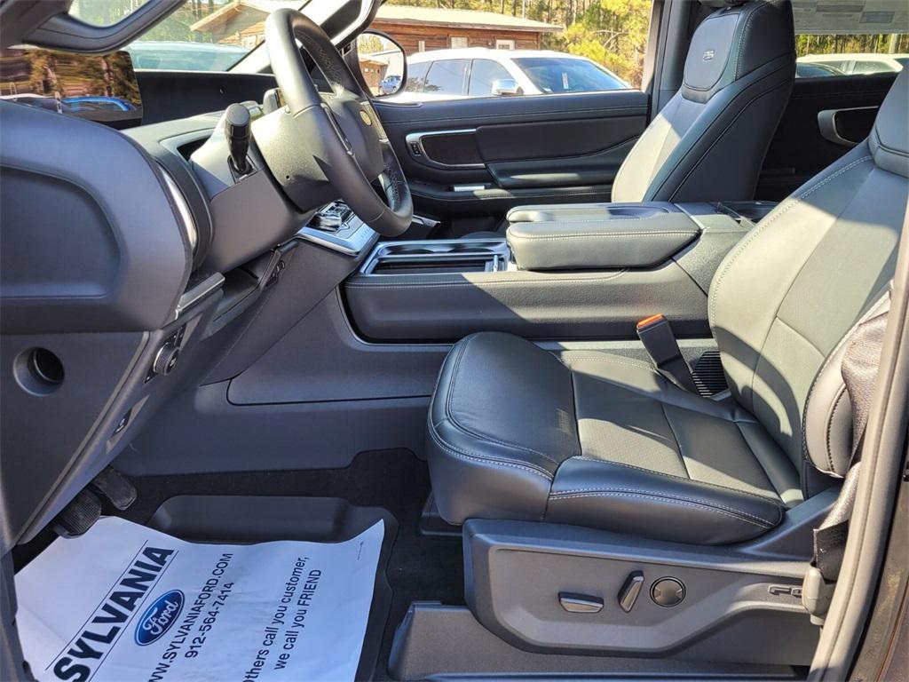 new 2026 Ford Expedition car, priced at $85,695