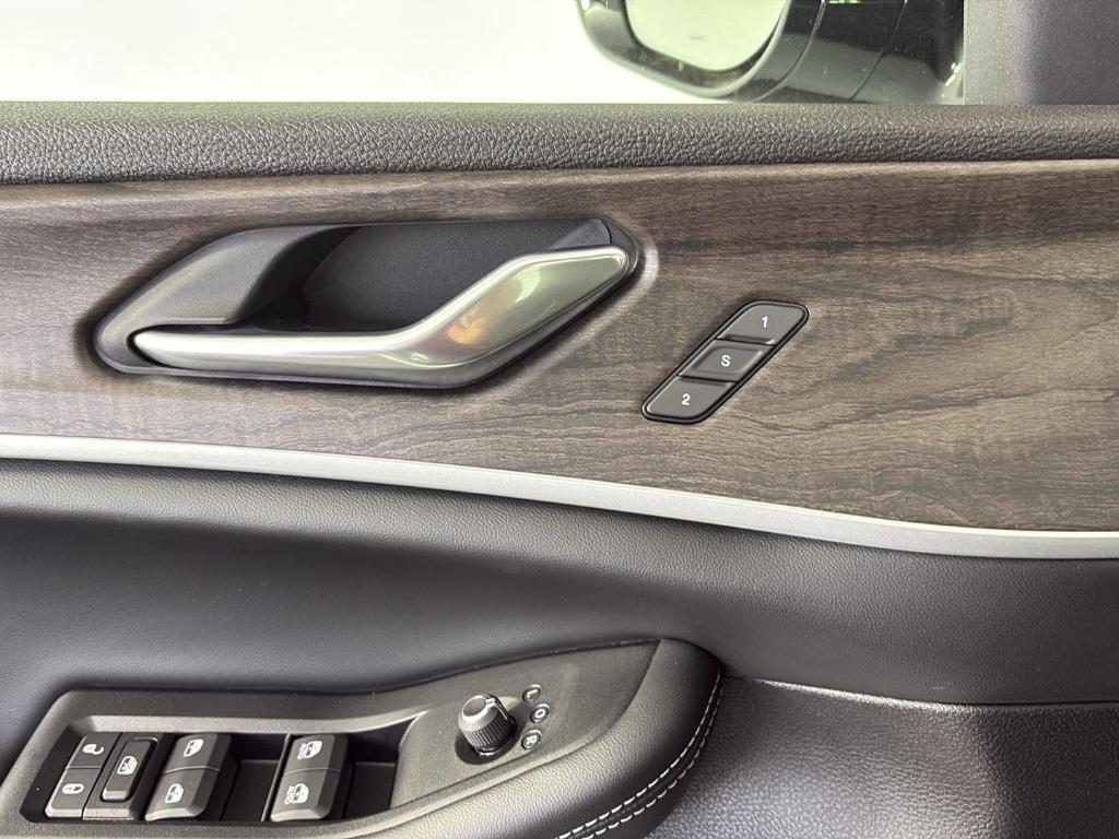 new 2026 Jeep Grand Cherokee L car, priced at $51,798