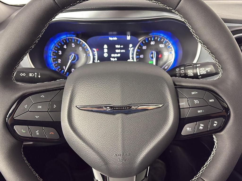 new 2026 Chrysler Pacifica car, priced at $54,055