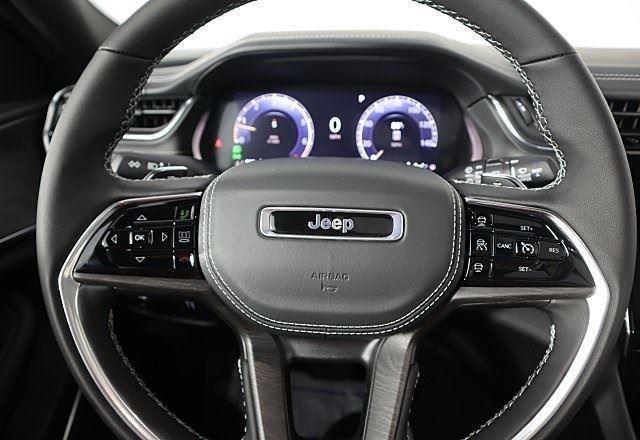 new 2025 Jeep Grand Cherokee car, priced at $55,947