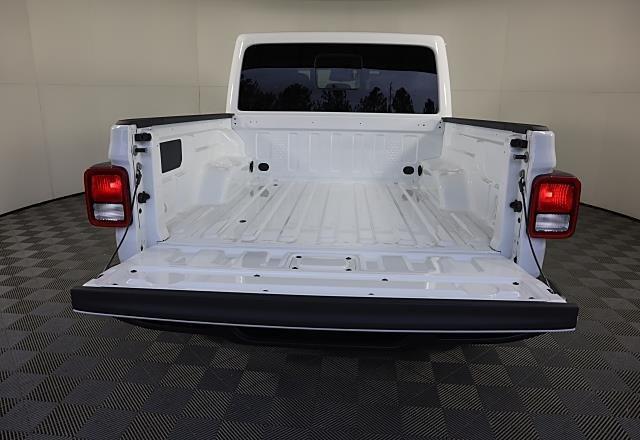new 2026 Jeep Gladiator car, priced at $43,128