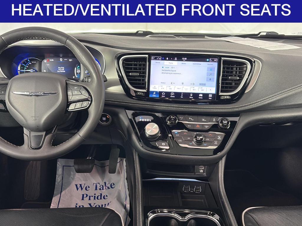 used 2022 Chrysler Pacifica Hybrid car, priced at $26,995