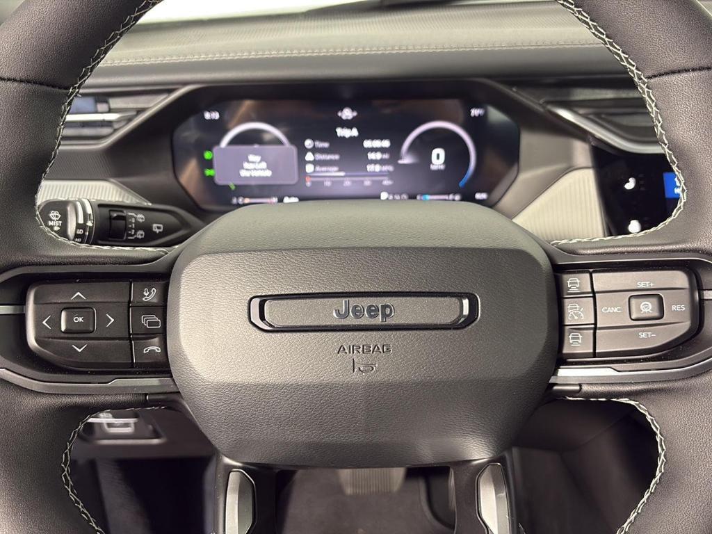 new 2026 Jeep Cherokee car, priced at $36,555