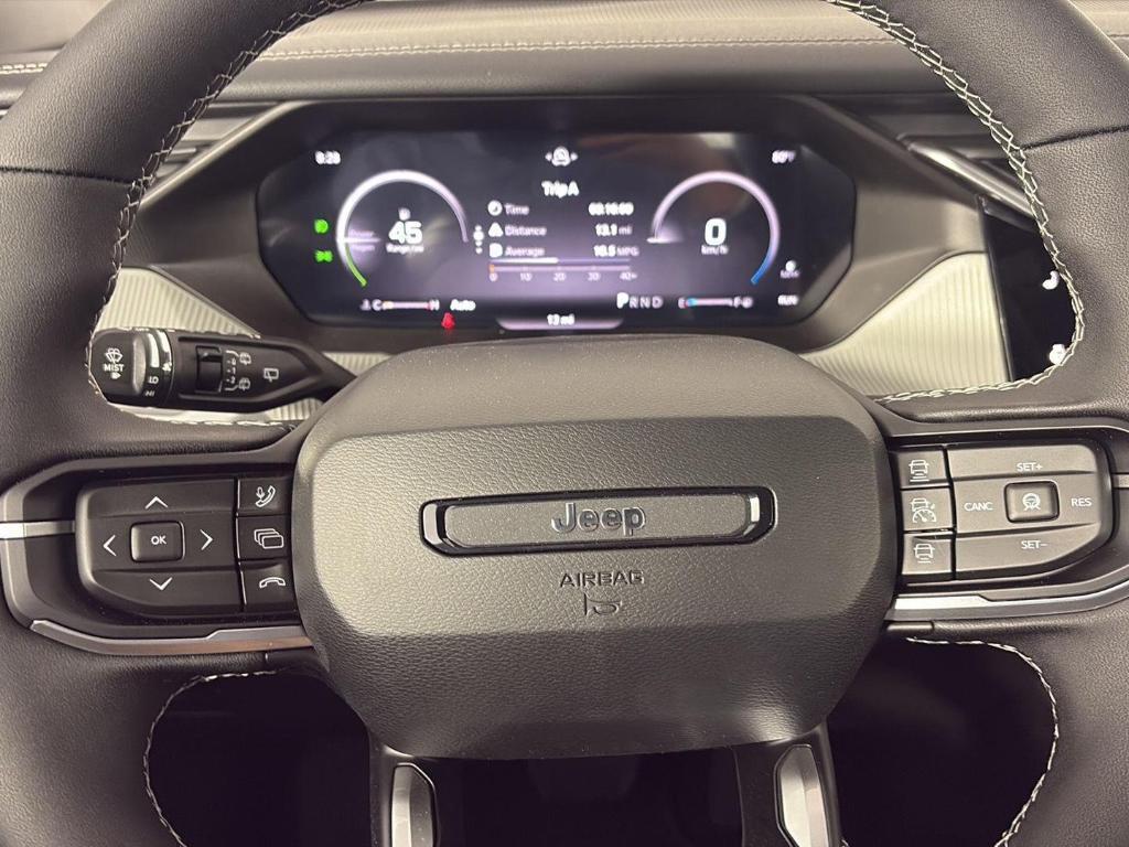new 2026 Jeep Cherokee car, priced at $37,109