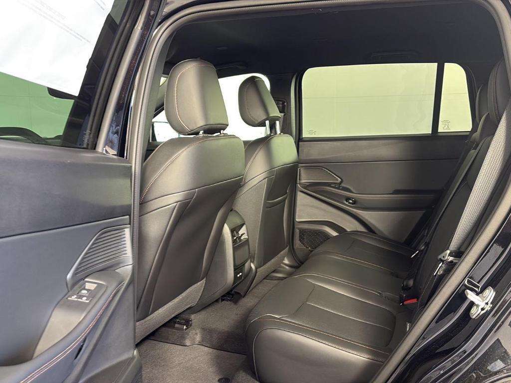 new 2026 Jeep Cherokee car, priced at $39,035