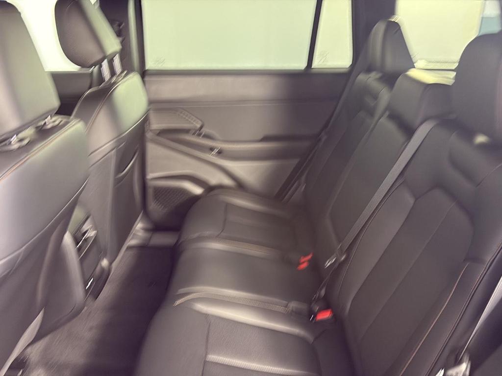 new 2026 Jeep Cherokee car, priced at $39,035
