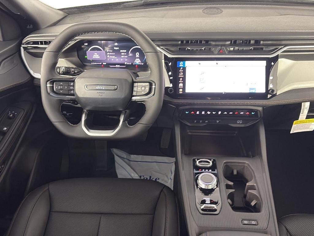 new 2026 Jeep Cherokee car, priced at $39,035