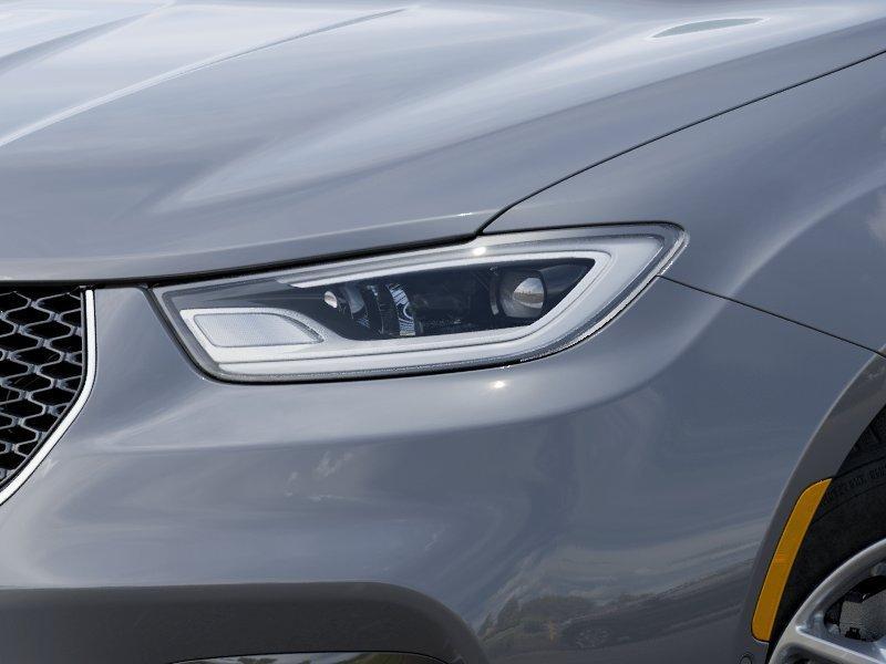 new 2025 Chrysler Pacifica car, priced at $39,995