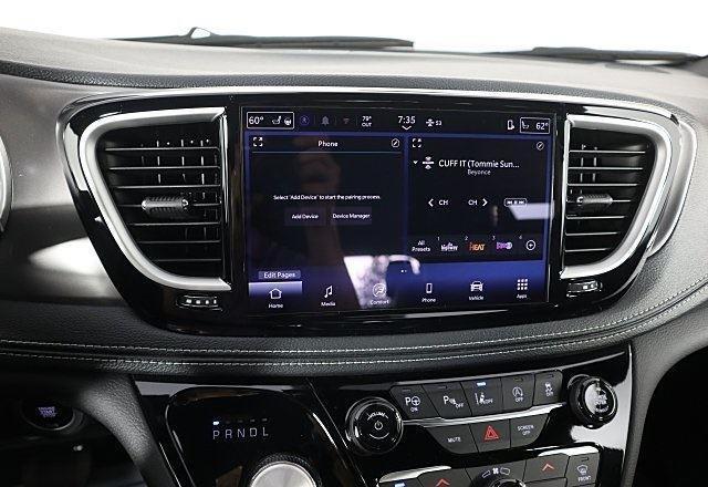 new 2025 Chrysler Pacifica car, priced at $39,995