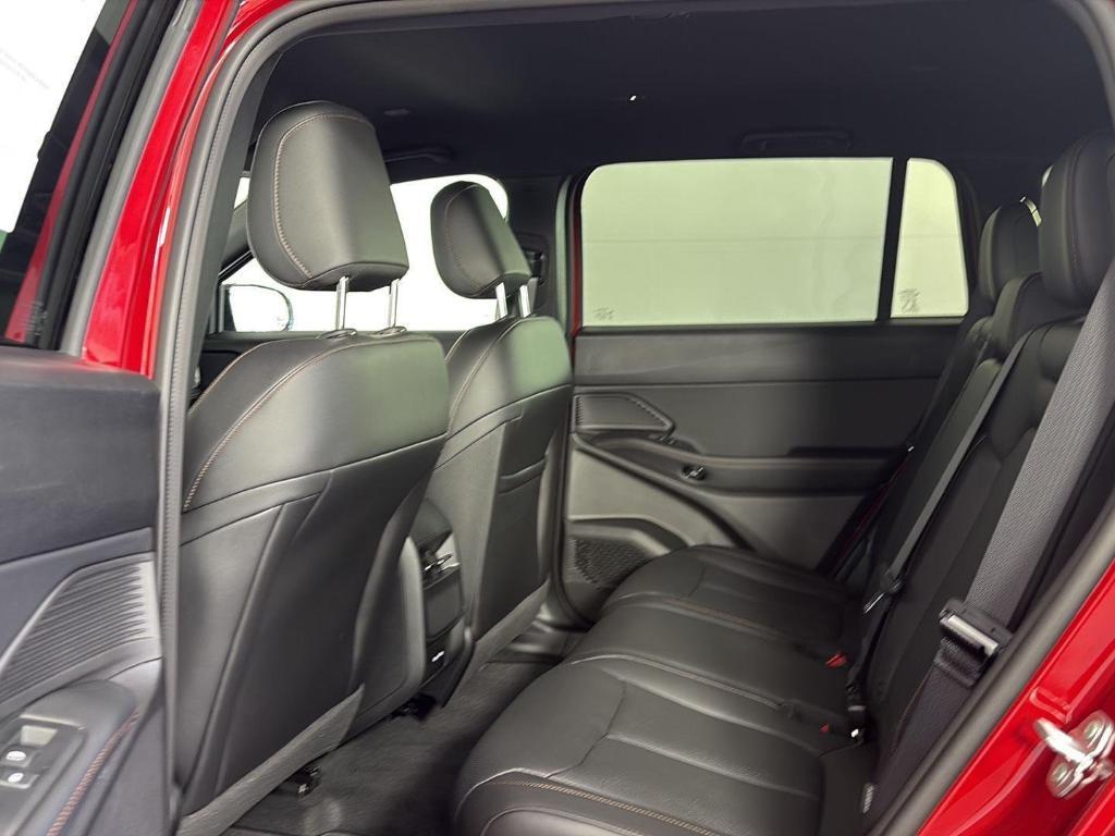 new 2026 Jeep Cherokee car, priced at $36,555