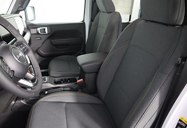 new 2026 Jeep Wrangler car, priced at $48,283